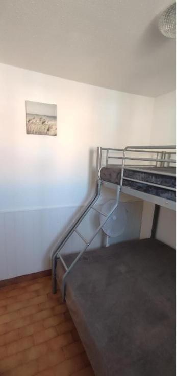 Appartement T2 Avec Piscine, Proche De La Plage Et Du Port Gruissan Luaran gambar