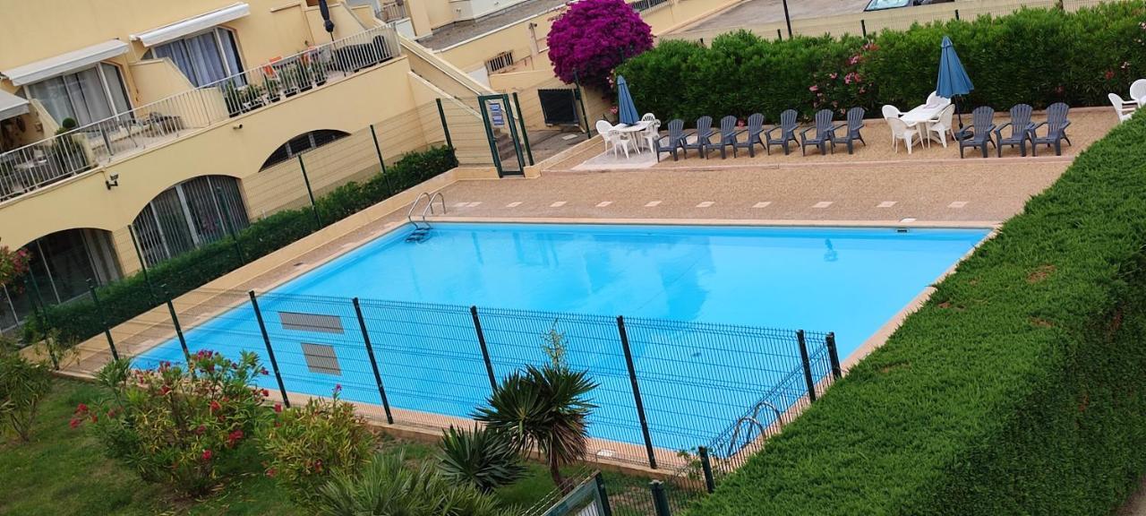 Appartement T2 Avec Piscine, Proche De La Plage Et Du Port Gruissan Luaran gambar