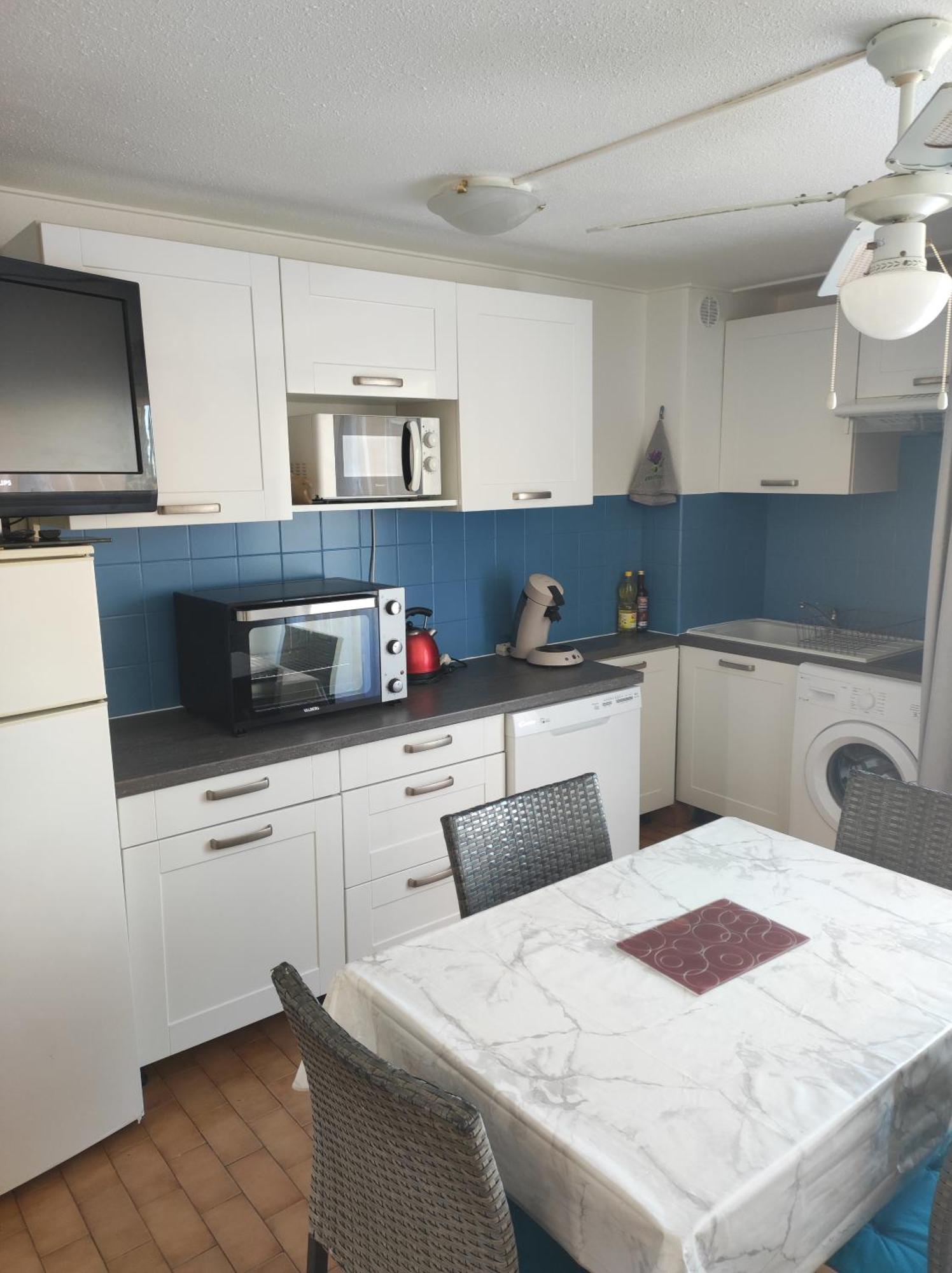Appartement T2 Avec Piscine, Proche De La Plage Et Du Port Gruissan Luaran gambar