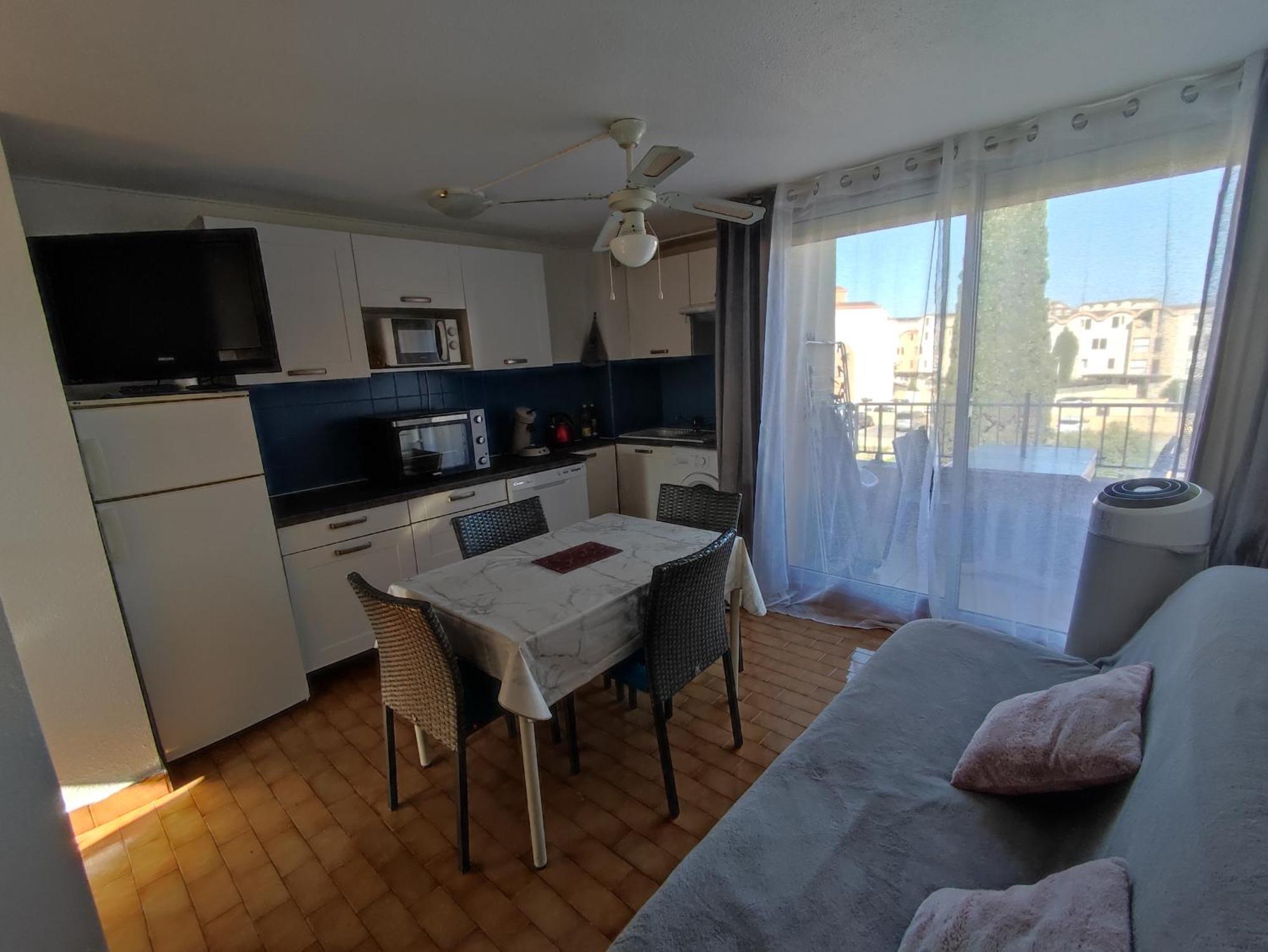Appartement T2 Avec Piscine, Proche De La Plage Et Du Port Gruissan Luaran gambar